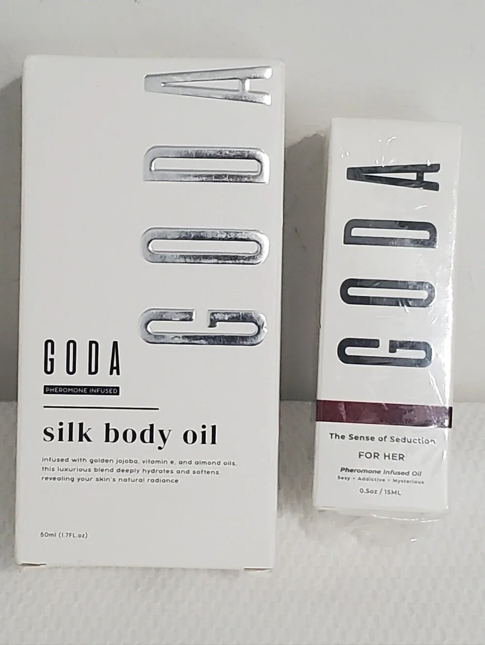 GODA Gift Set Silk Body Oil and For Her Pheromone Fragrance Oil NEW